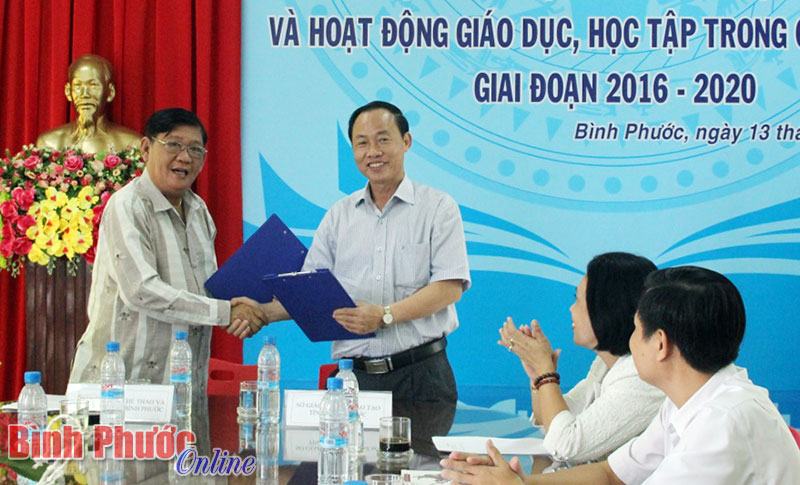 Đẩy mạnh các hoạt động giáo dục, học tập trong thư viện Đẩy mạnh các hoạt động giáo dục, học tập trong thư viện