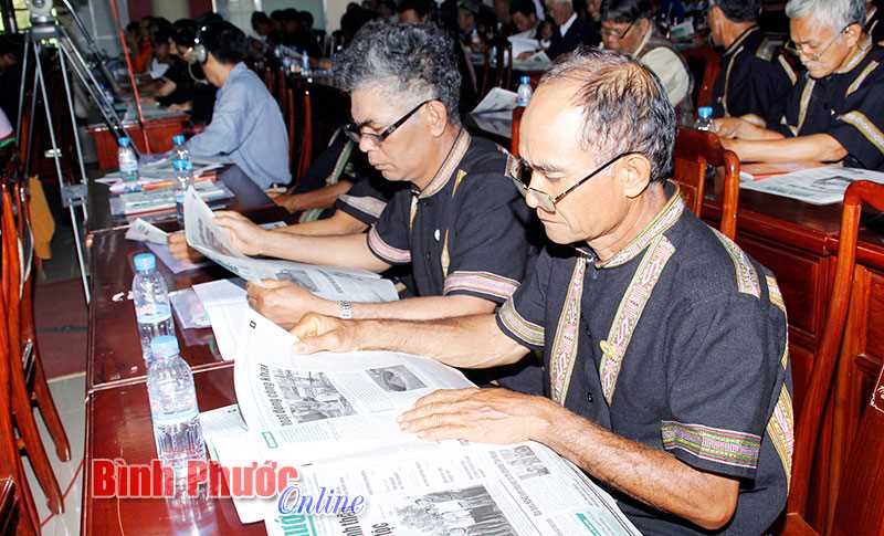 Đẩy nhanh cấp giấy chứng nhận quyền sử dụng đất cho đồng bào DTTS Đẩy nhanh cấp giấy chứng nhận quyền sử dụng đất cho đồng bào DTTS