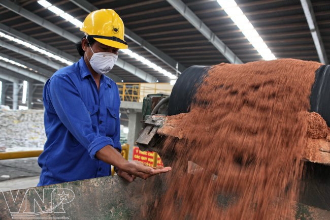 Các hành vi bị nghiêm cấm trong sản xuất, kinh doanh phân bón Các hành vi bị nghiêm cấm trong sản xuất, kinh doanh phân bón