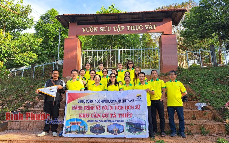 Để du lịch Bình Phước cất cánh