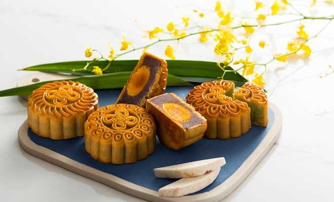 Mãn nhãn với bánh Trung Thu của các khách sạn hạng sang ở Hà Nội