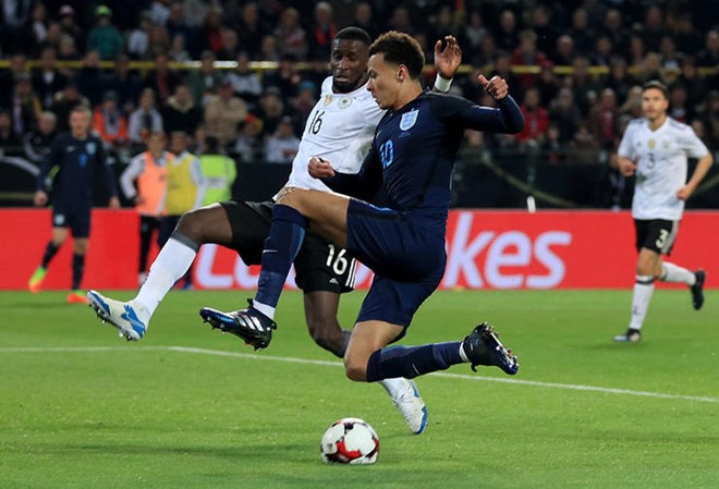 delealli912112017085909.jpg