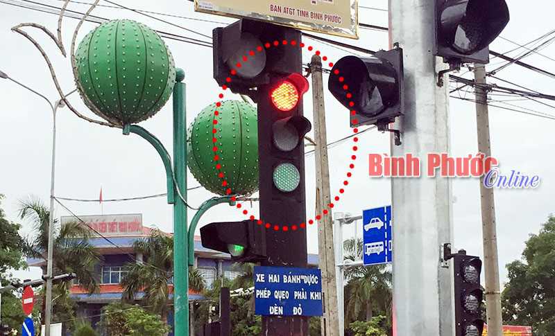 Làm khó người đi đường