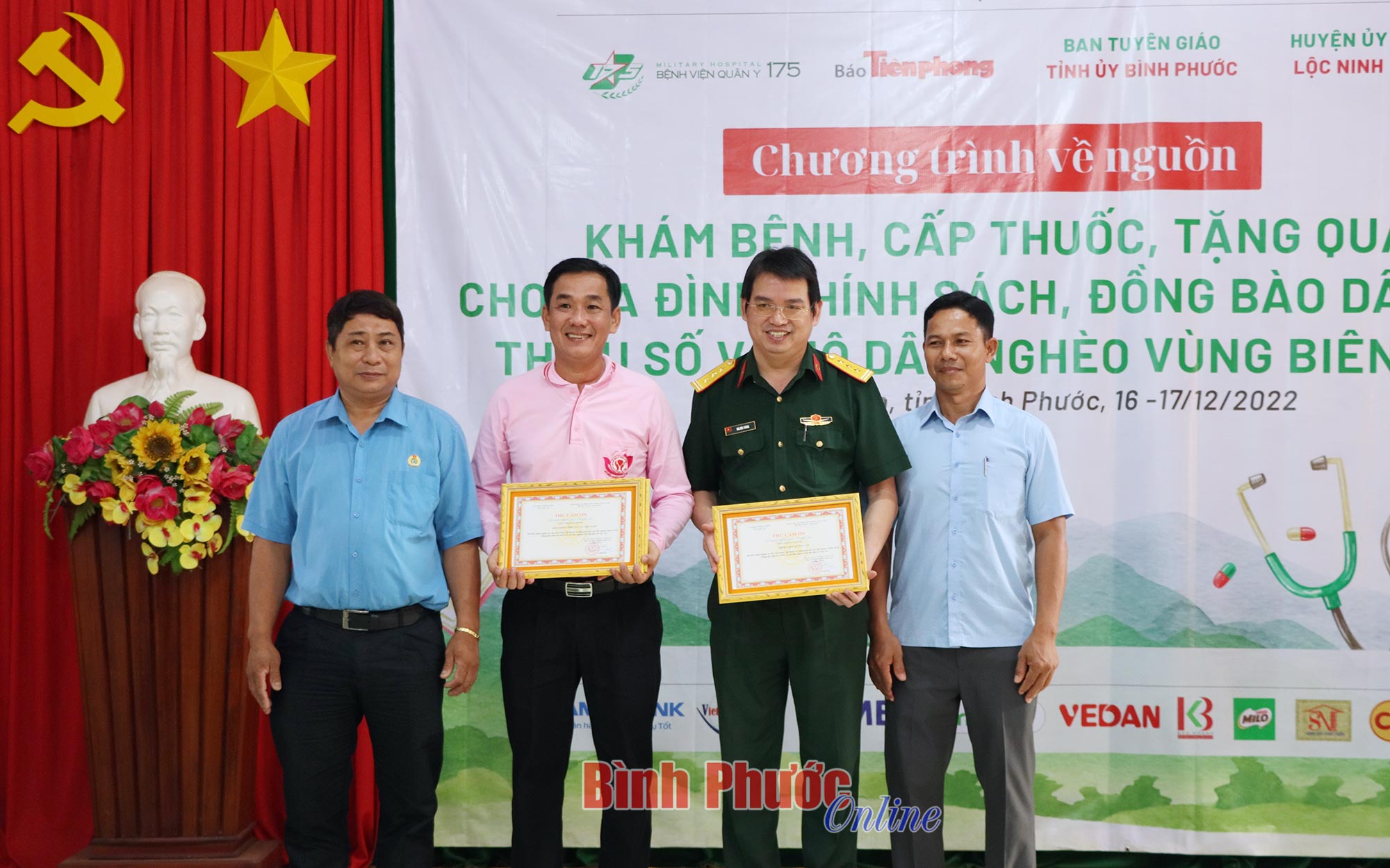 dia_phuong_trao_thu_khen_13534617122022.jpg