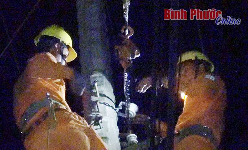 Đường điện mạng nhện - tiềm ẩn nguy cơ cháy, nổ Đường điện mạng nhện - tiềm ẩn nguy cơ cháy, nổ