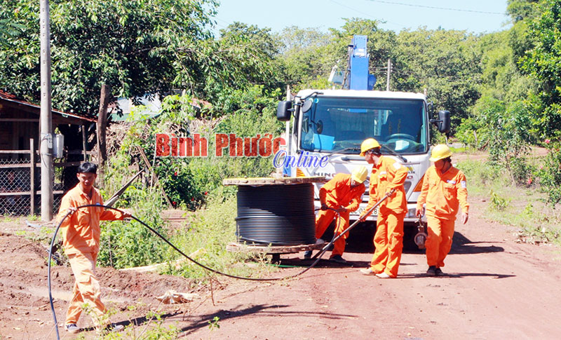 Công ty Điện lực Bình Phước: Linh hoạt cung cấp điện mùa khô Công ty Điện lực Bình Phước: Linh hoạt cung cấp điện mùa khô