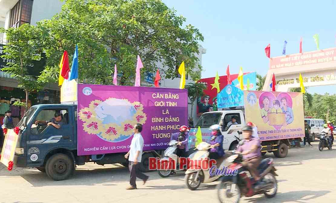 Mít tinh, diễu hành hưởng ứng Tháng hành động Quốc gia về dân số năm 2019 Mít tinh, diễu hành hưởng ứng Tháng hành động Quốc gia về dân số năm 2019