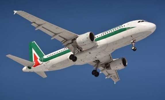 Italy: Giao thông hàng không đình trệ do nhân viên đình công Italy: Giao thông hàng không đình trệ do nhân viên đình công