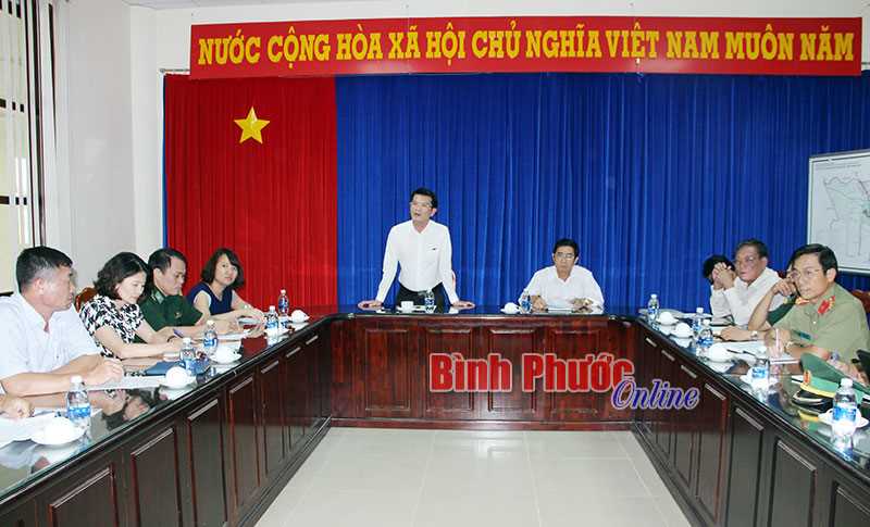 300 cán bộ, chủ cơ sở sản xuất - kinh doanh tập huấn ATTP 300 cán bộ, chủ cơ sở sản xuất - kinh doanh tập huấn ATTP