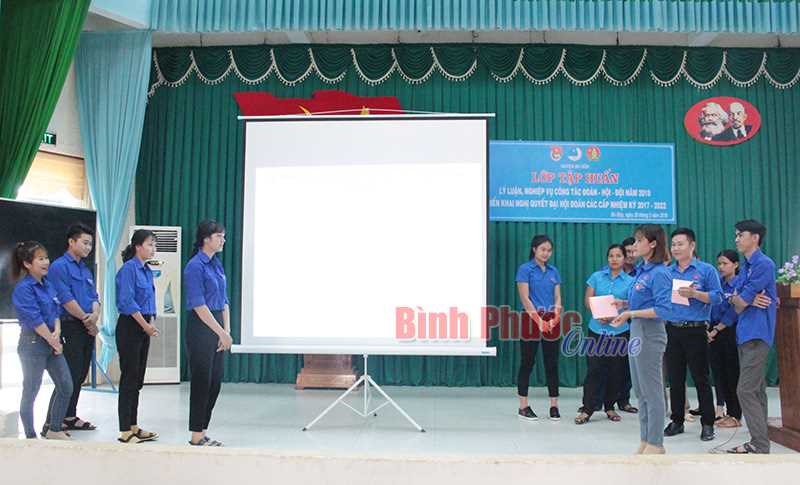 Bù Đốp khai mạc lớp tập huấn kỹ năng công tác đoàn - hội - đội