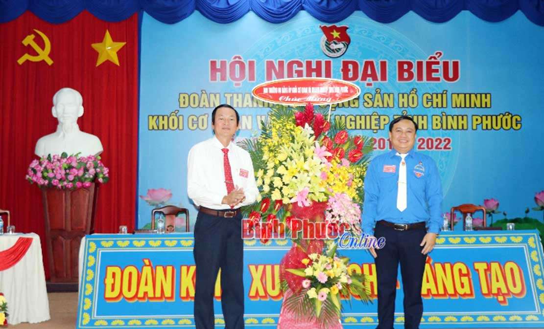 Tuổi trẻ Đoàn khối Cơ quan và Doanh nghiệp tỉnh: Đoàn kết - Xung kích - Sáng tạo Tuổi trẻ Đoàn khối Cơ quan và Doanh nghiệp tỉnh: Đoàn kết - Xung kích - Sáng tạo