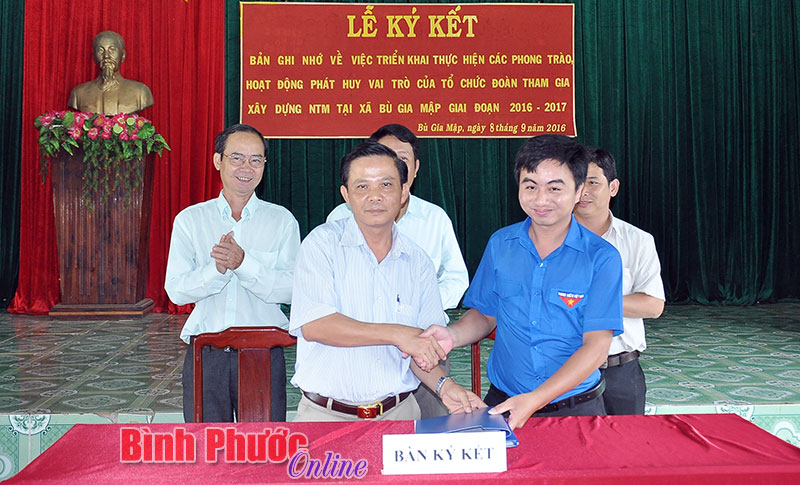 Đoàn thanh niên Bình Phước ký kết xây dựng xã điểm nông thôn mới