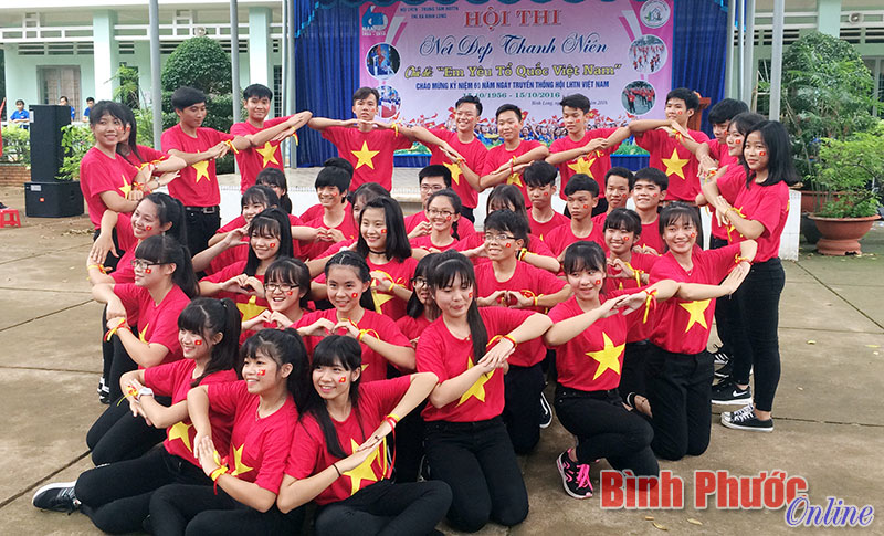 Đoàn viên, thanh niên Bình Long thi “Em yêu Tổ quốc Việt Nam”