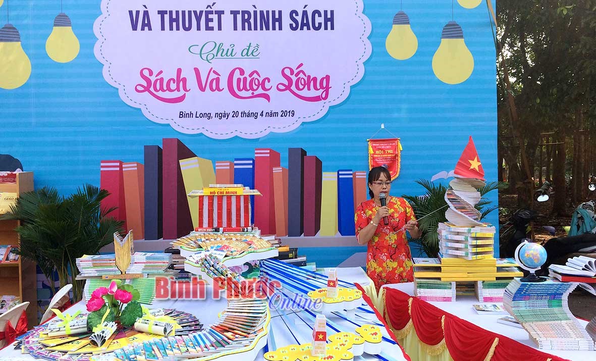 Trường THCS Thanh Lương nhất hội thi trưng bày và thuyết trình sách Trường THCS Thanh Lương nhất hội thi trưng bày và thuyết trình sách