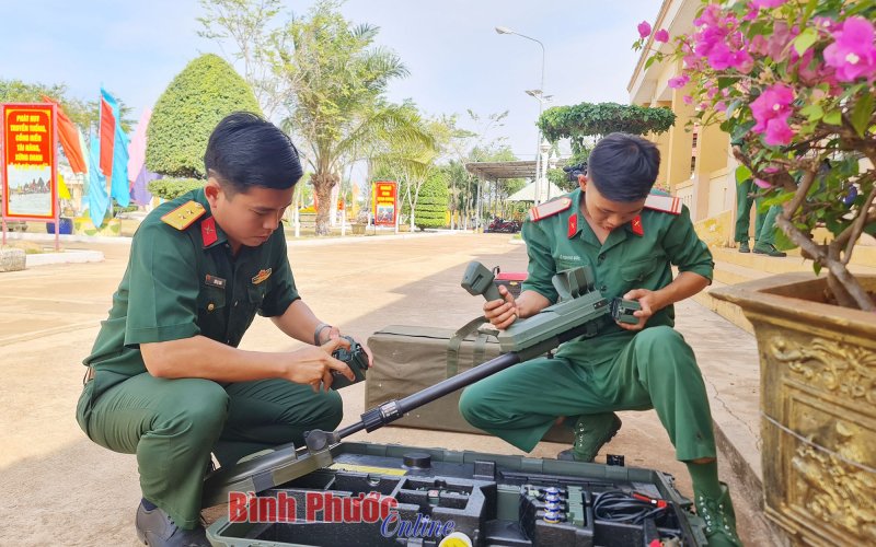 Đội K72 sẵn sàng cho nhiệm vụ cao cả Đội K72 sẵn sàng cho nhiệm vụ cao cả