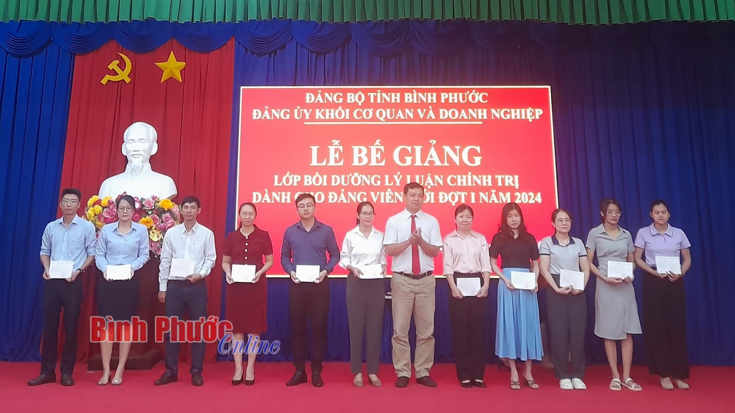 dong_chi_hoang_minh_duc_uv_12142215082024.jpg