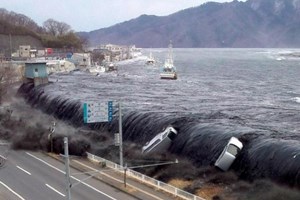 Động đất 8 độ Richter ở Chile, có cảnh báo sóng thần Động đất 8 độ Richter ở Chile, có cảnh báo sóng thần