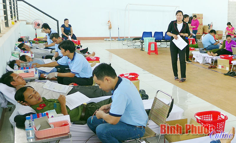 Đồng Xoài lan tỏa phong trào hiến máu tình nguyện Đồng Xoài lan tỏa phong trào hiến máu tình nguyện