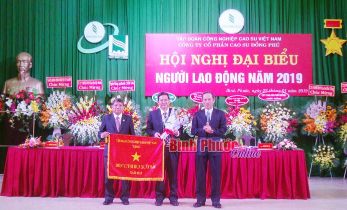 Ðoàn kết quyết định thành công Ðoàn kết quyết định thành công