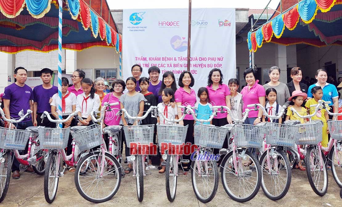 Hướng tới phụ nữ vùng biên