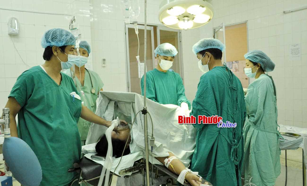 Những y, bác sĩ đón tết trong… tiếng khóc Những y, bác sĩ đón tết trong… tiếng khóc