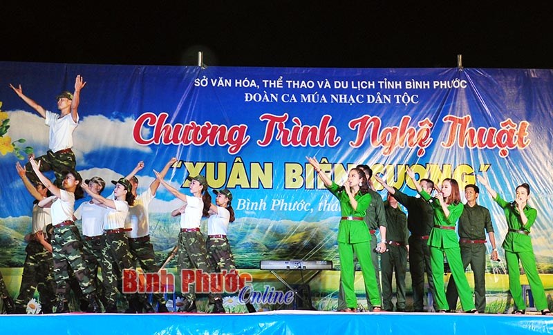 Mang tiếng hát đến vùng biên cương Mang tiếng hát đến vùng biên cương