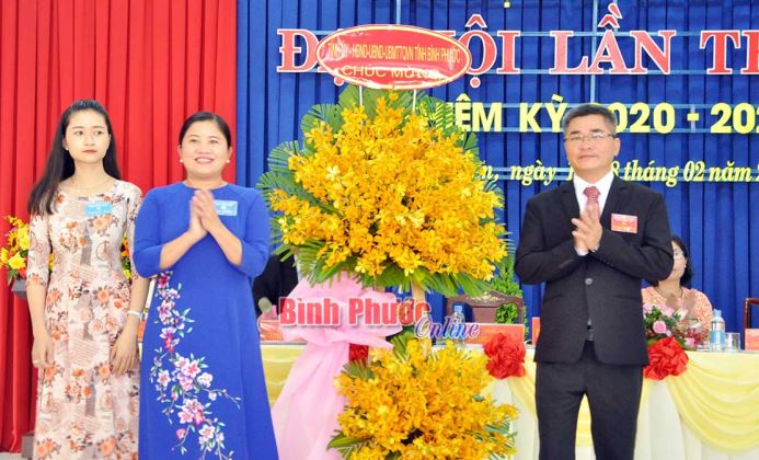 Đại hội điểm Đảng bộ phường Tân Thiện Đại hội điểm Đảng bộ phường Tân Thiện