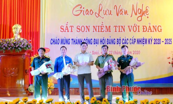 Đặc sắc đêm giao lưu văn nghệ “Sắt son niềm tin với Đảng”