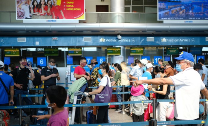 Từ 0h ngày mai 7-9, khôi phục hoạt động của máy bay, xe lửa, ôtô… đến Đà Nẵng