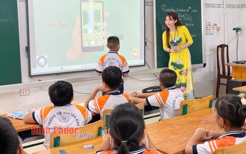 Đưa công nghệ vào đổi mới giáo dục