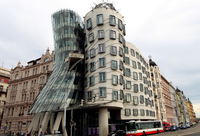 Du ngoạn trên những mái nhà cổ tích Praha