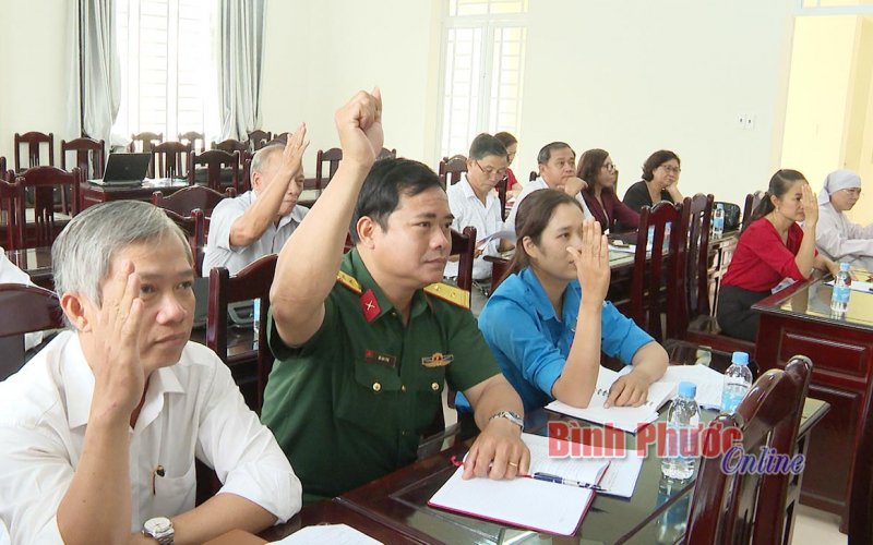 Đừng là cây tầm gửi Đừng là cây tầm gửi