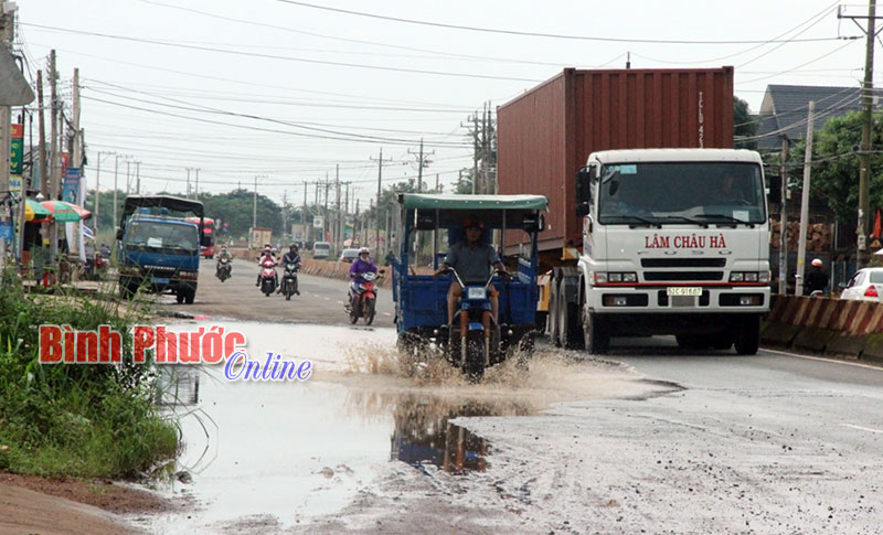 Đoạn đường “hành” dân Đoạn đường “hành” dân