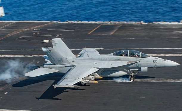 Mỹ: Một máy bay chiến đấu F-18 bị rơi, hai phi công mất tích