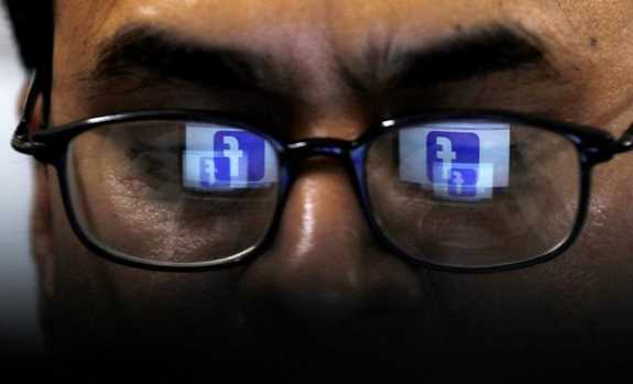 Facebook đang phát triển kính thông minh thực tế tăng cường Facebook đang phát triển kính thông minh thực tế tăng cường