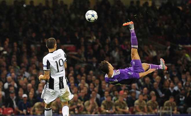 Các trận đấu ở Champions League sẽ được livestream trên Facebook