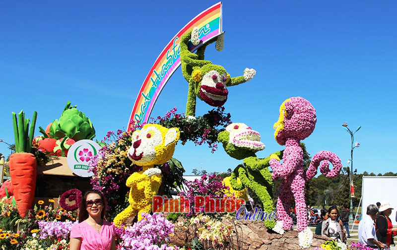 Khoảng 500 ngàn người dự khai mạc Festival hoa Đà Lạt Khoảng 500 ngàn người dự khai mạc Festival hoa Đà Lạt