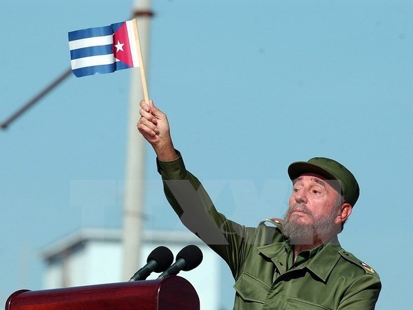 fidel228112016093847.jpg