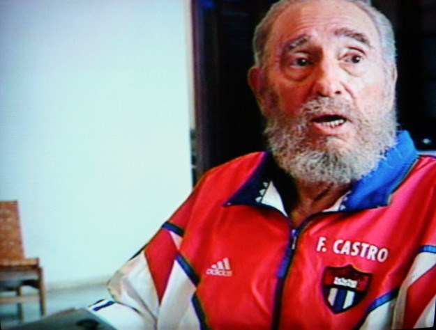 Vì sao Lãnh tụ Cuba Fidel Castro thích mặc đồ thể thao Adidas? Vì sao Lãnh tụ Cuba Fidel Castro thích mặc đồ thể thao Adidas?
