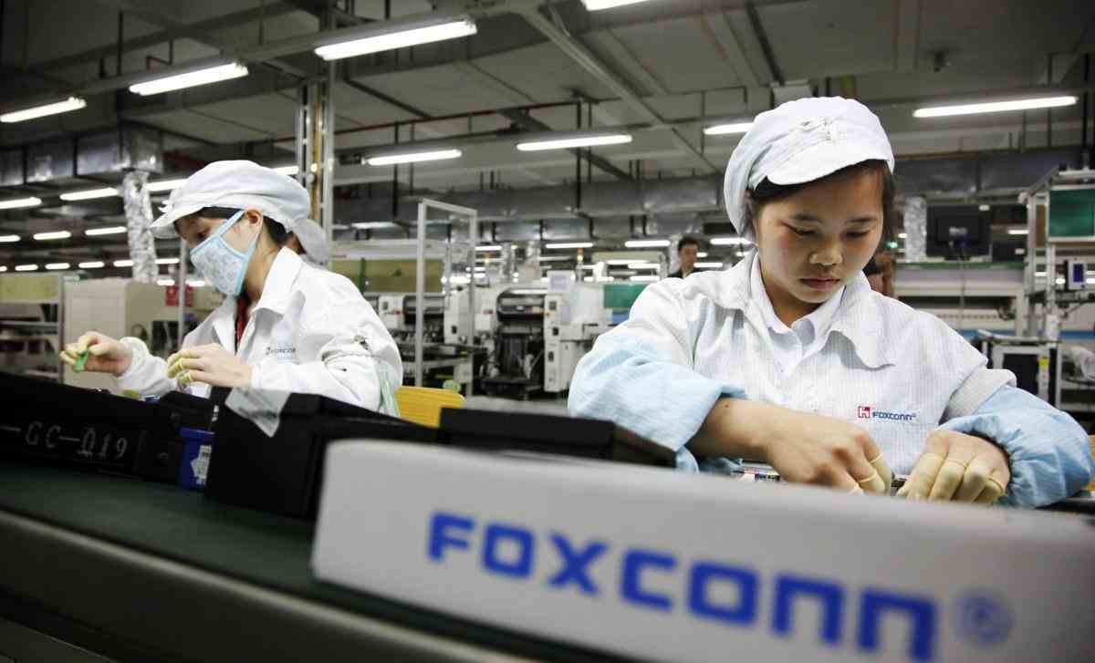 Công nhân Foxconn ăn trộm linh kiện iPhone, kiếm lời tới 43 triệu USD