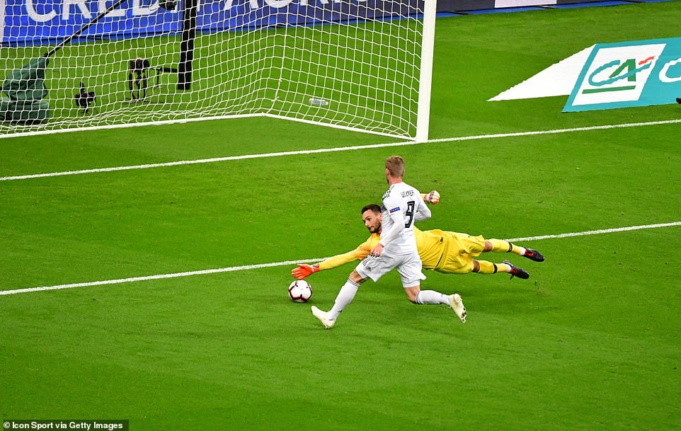 francebeatgermany318102018030934.jpg