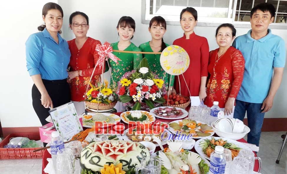 Sôi nổi hội thi nữ đoàn viên “2 giỏi” Sôi nổi hội thi nữ đoàn viên “2 giỏi”