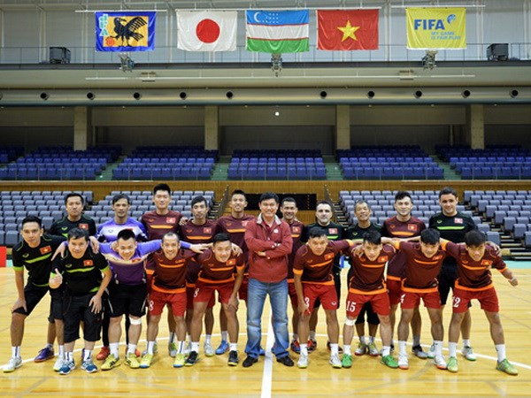 Futsal Việt Nam sẽ có 1 phút mặc niệm nạn nhân động đất Nhật Bản