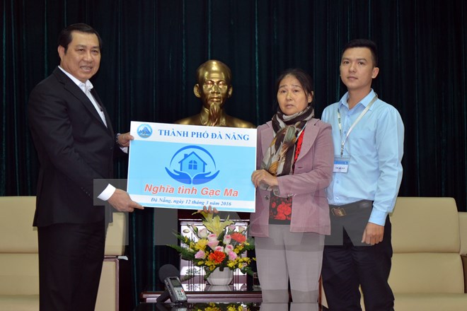 Đà Nẵng trao căn hộ chung cư cho gia đình liệt sỹ Gạc Ma Đà Nẵng trao căn hộ chung cư cho gia đình liệt sỹ Gạc Ma