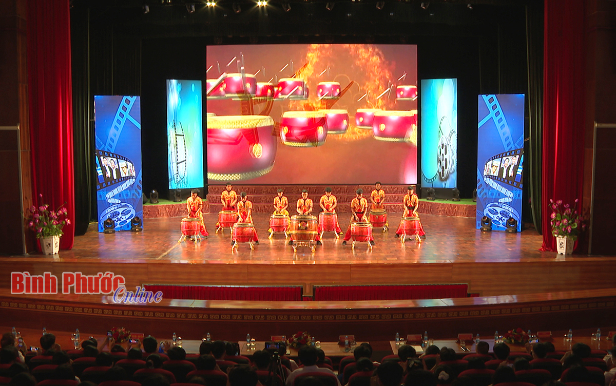 gala_2_21425314102022.jpg