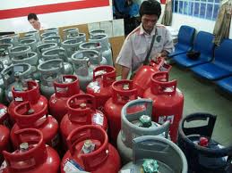Giá gas giảm 31.000 đồng/bình 12 kg Giá gas giảm 31.000 đồng/bình 12 kg
