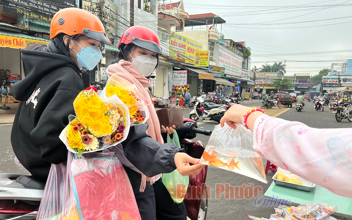 ghi_nhan_cho_ca_cung_ong_tao_10282925012022.jpg