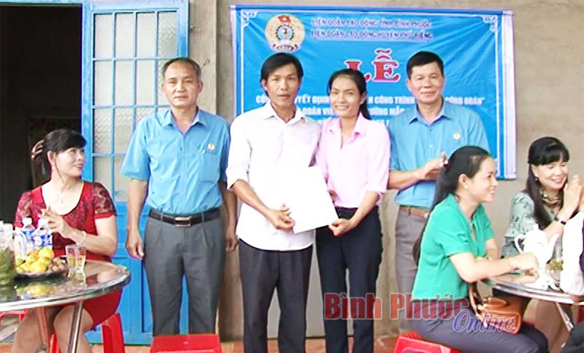 Niềm vui từ “Mái ấm công đoàn”