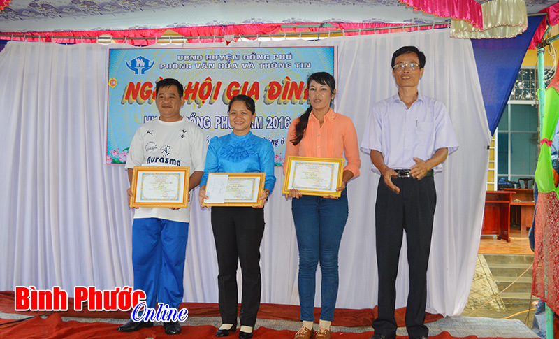22 gia đình tiêu biểu dự Ngày hội gia đình huyện Đồng Phú