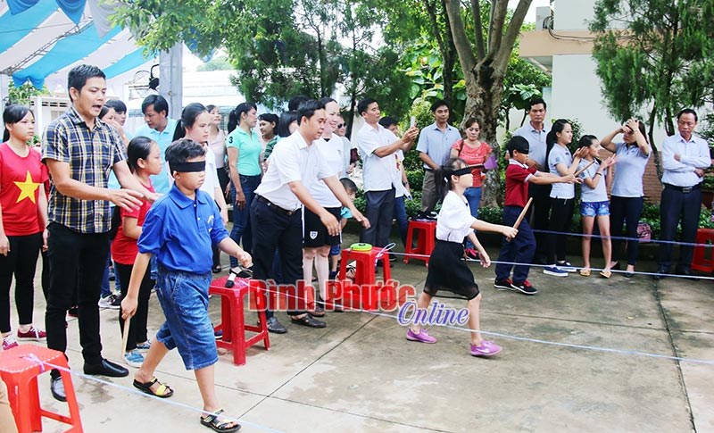 Gia đình và những thách thức của xã hội hiện đại - Bài cuối Gia đình và những thách thức của xã hội hiện đại - Bài cuối
